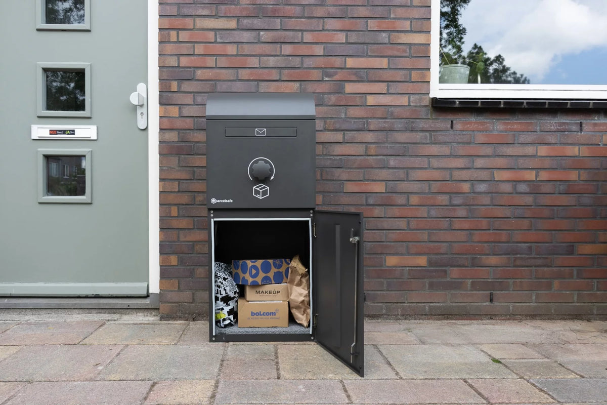 Parcelsafe antraciet voordeur