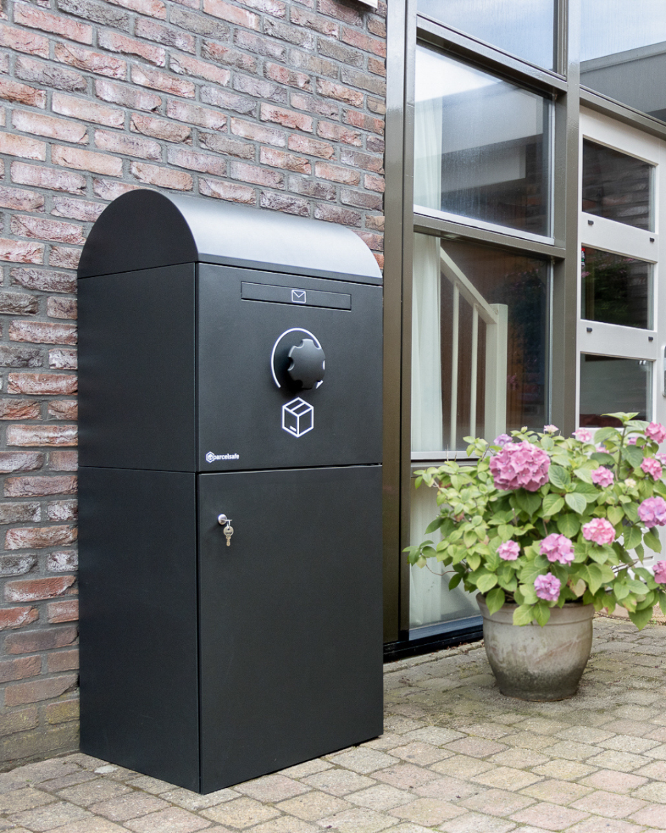Parcelsafe Pakketbrievenbus bij voordeur